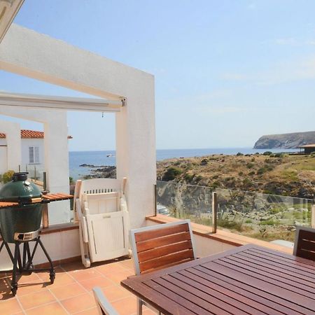 Beachfront Duplex With Terrace And Sea Views - 卡达克斯 外观 照片