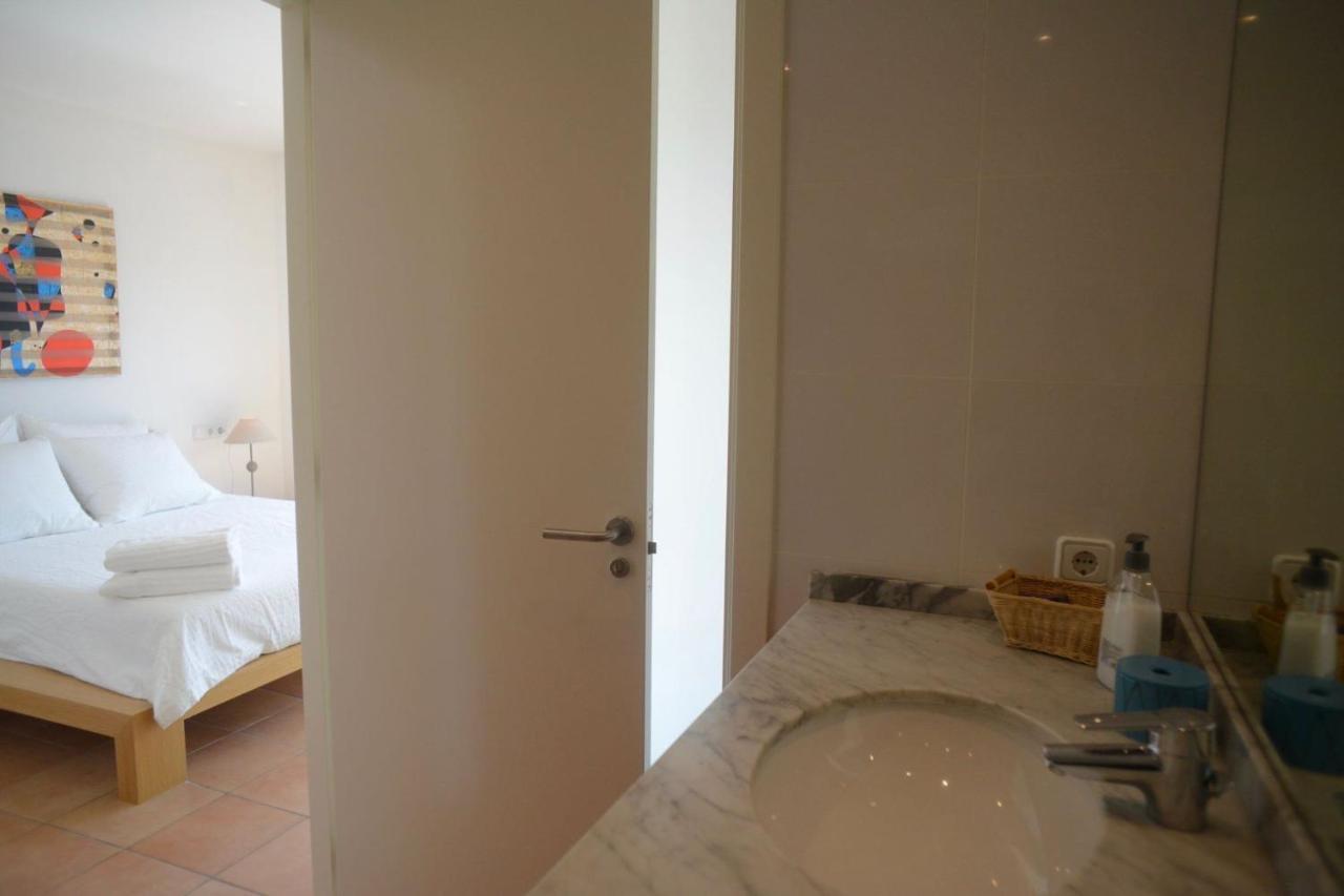 Beachfront Duplex With Terrace And Sea Views - 卡达克斯 外观 照片