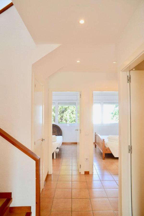 Beachfront Duplex With Terrace And Sea Views - 卡达克斯 外观 照片